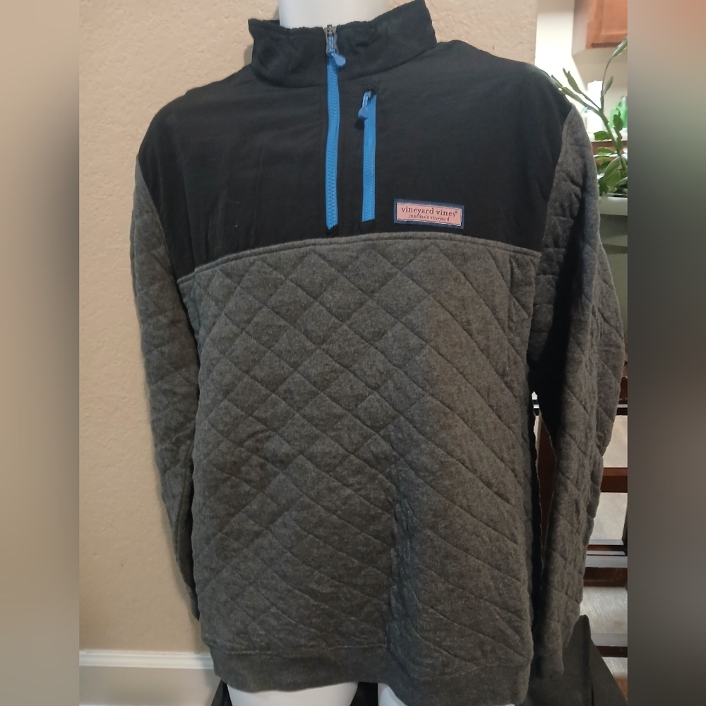 Vineyard Vines Black and Gray Quilted Zip-Up Sweater